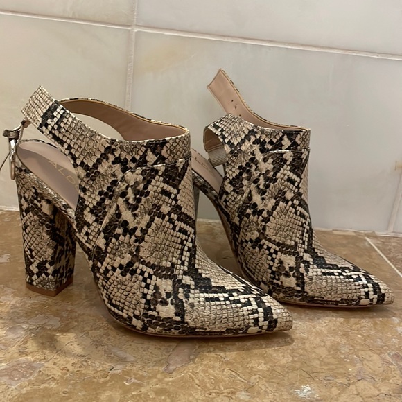 Aldo booties (thick heel) - Picture 5 of 5